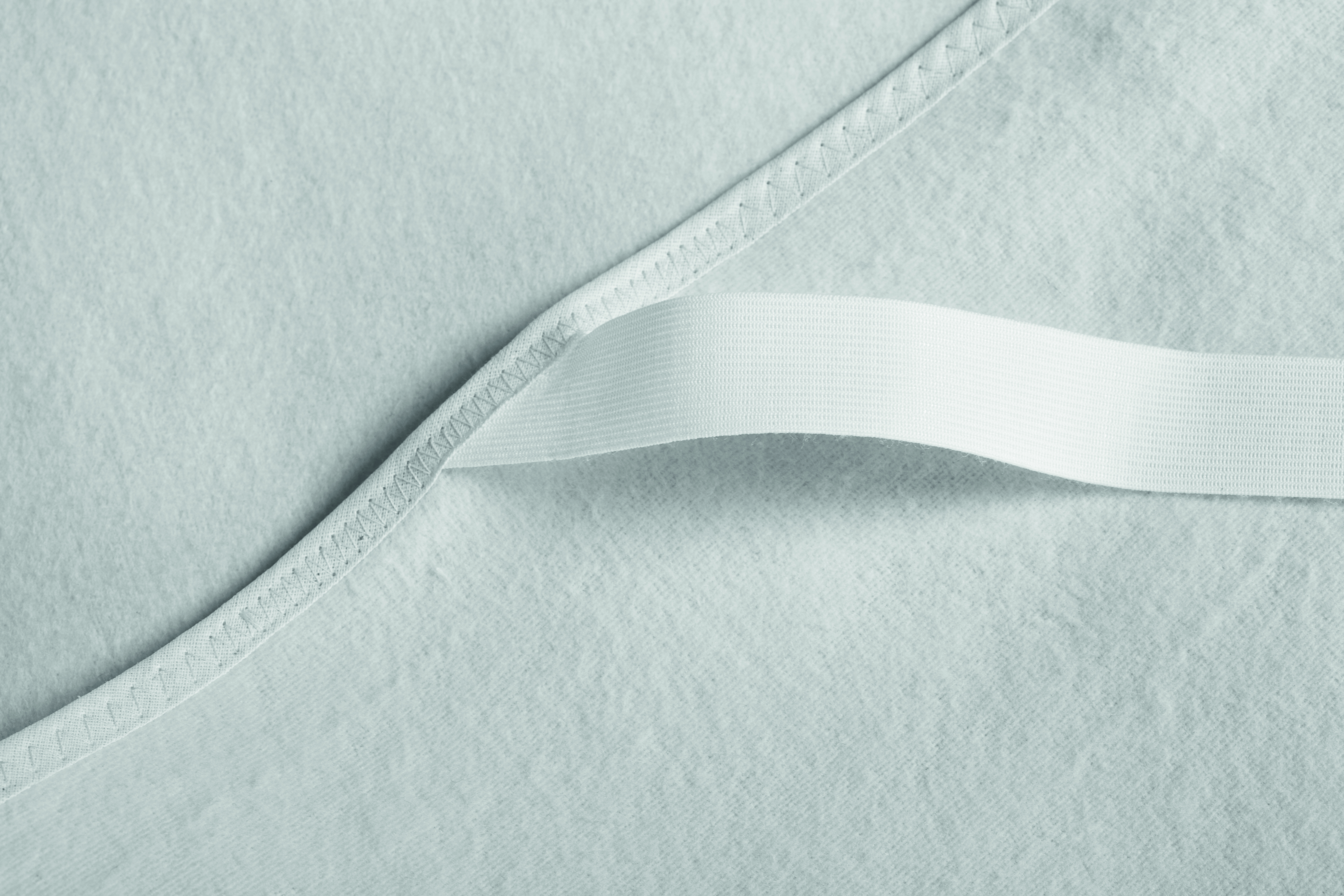 Matratzenauflage wasserdicht, weiß