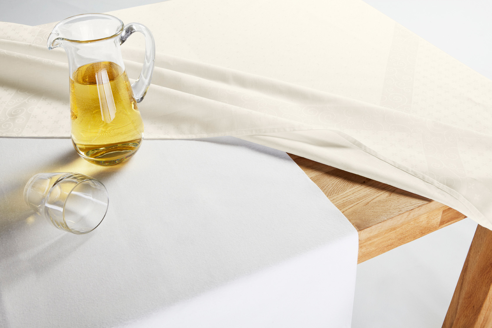 Matratzenauflage wasserdicht, weiß